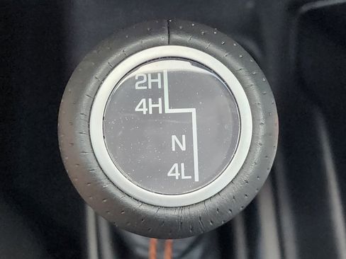 Used 2022 Jeep Gladiator Mojave w/ Cold Weather Group image 16