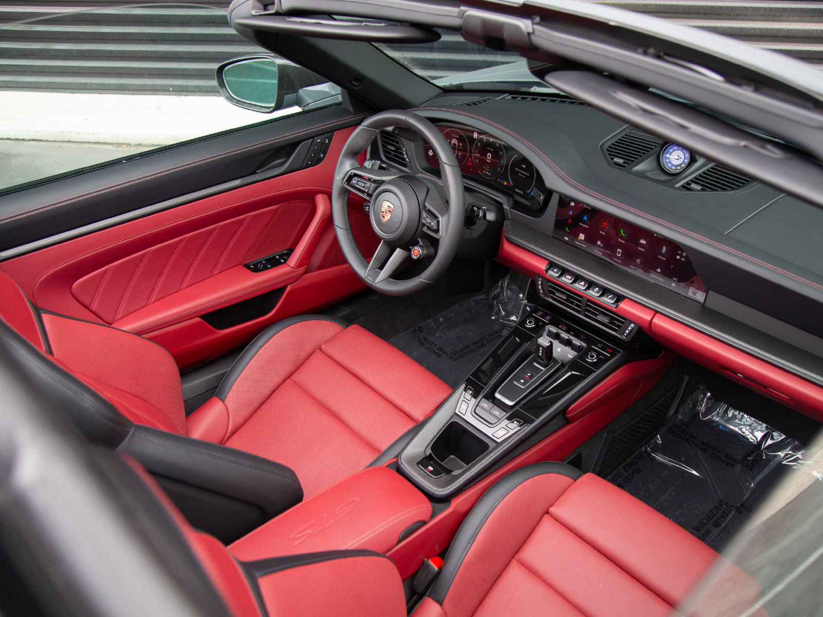 Certified 2025 Porsche 911 Targa 4 GTS AWD/4WD image 21