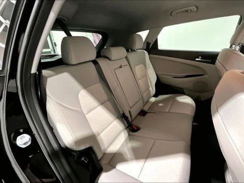 Used 2018 Hyundai Tucson SE image 26