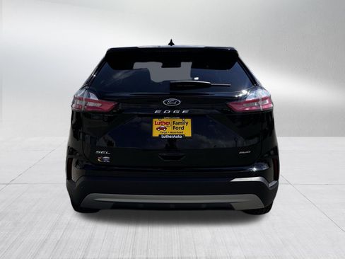 Certified 2024 Ford Edge SEL w/ Convenience Package AWD/4WD image 6
