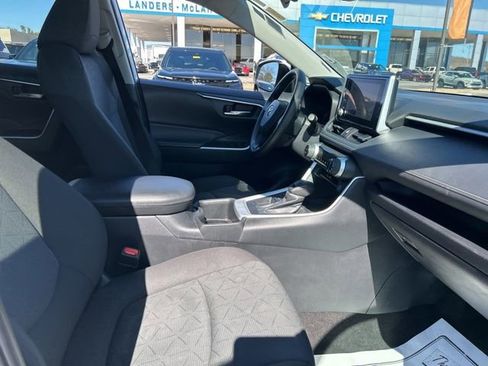 Used 2024 Toyota RAV4 XLE image 30