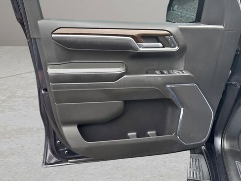 Used 2022 GMC Sierra 1500 Elevation image 21