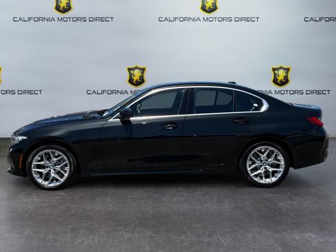 Used 2025 BMW 330i Sedan RWD image 2