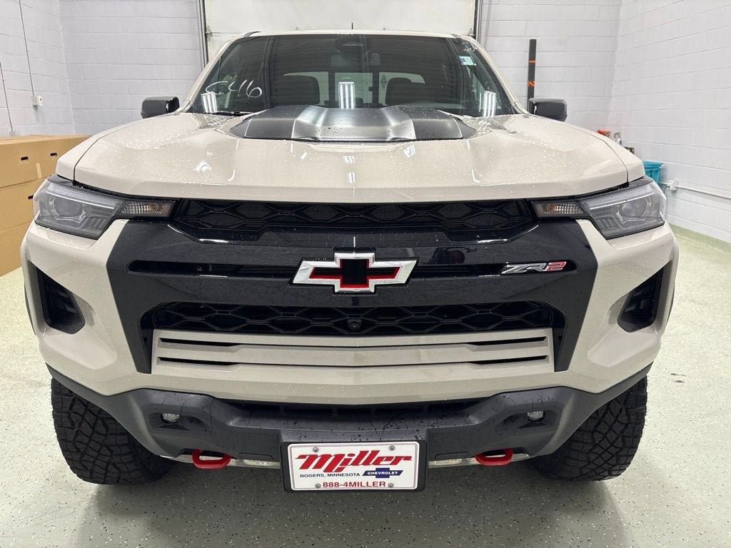New 2026 Chevrolet Colorado ZR2 w/ Technology Package AWD/4WD image 10