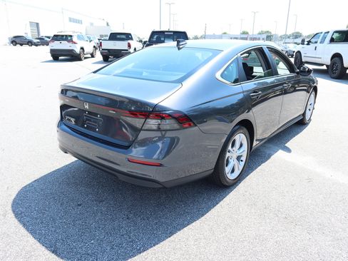 Certified 2025 Honda Accord LX image 4