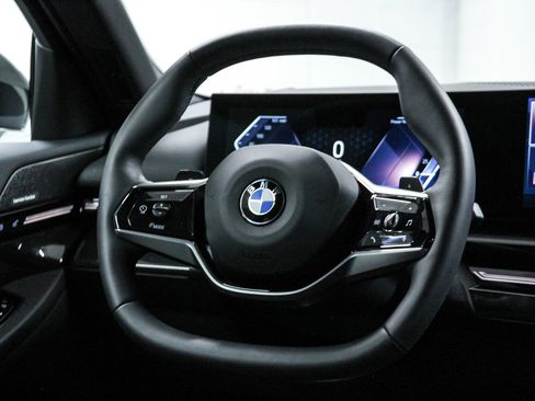 Used 2026 BMW 530i w/ Premium Package image 16