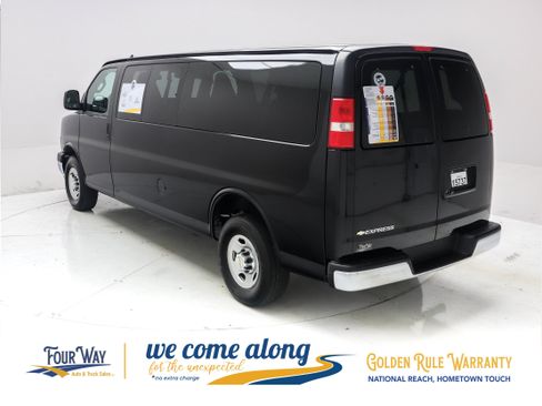 Used 2024 Chevrolet Express 3500 LT w/ LT Preferred Equipment Group RWD image 6
