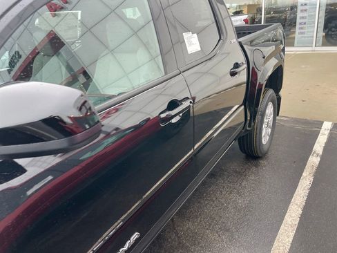 New 2026 Toyota Tacoma SR5 image 4