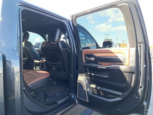 Used 2019 RAM 3500 Limited AWD/4WD image 14