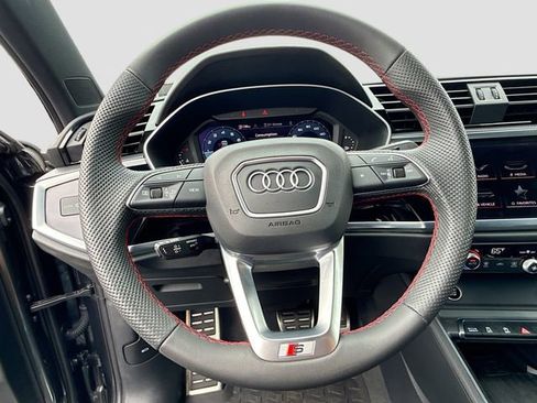 Used 2025 Audi Q3 2.0T Premium Plus AWD/4WD image 12