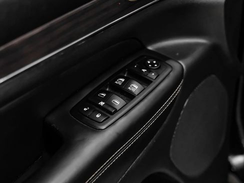 Used 2015 Jeep Grand Cherokee Overland AWD/4WD image 63