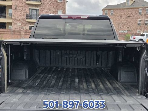 Used 2023 GMC Sierra 1500 AT4 w/ Technology Package AWD/4WD image 14