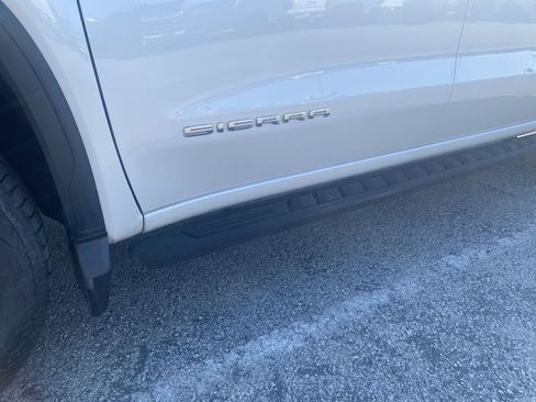 Used 2024 GMC Sierra 1500 SLT AWD/4WD image 35