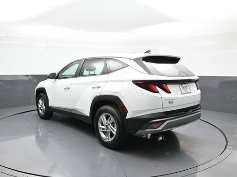Certified 2025 Hyundai Tucson SE AWD/4WD image 8