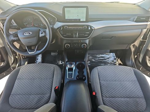 Used 2022 Ford Escape SE image 9