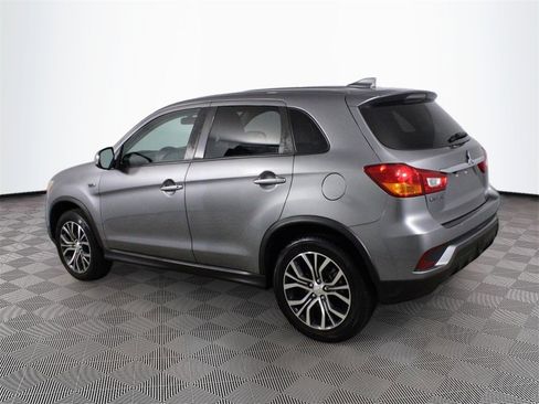 Used 2019 Mitsubishi Outlander Sport LE image 2