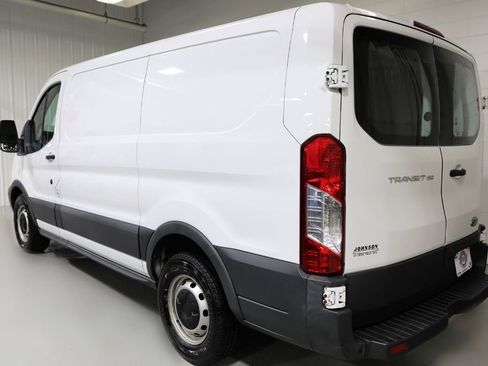 Used 2017 Ford Transit 150 130 Low Roof RWD image 15