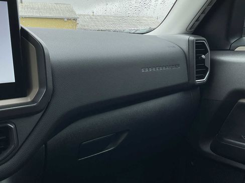 Used 2025 Ford Bronco Sport Big Bend image 38