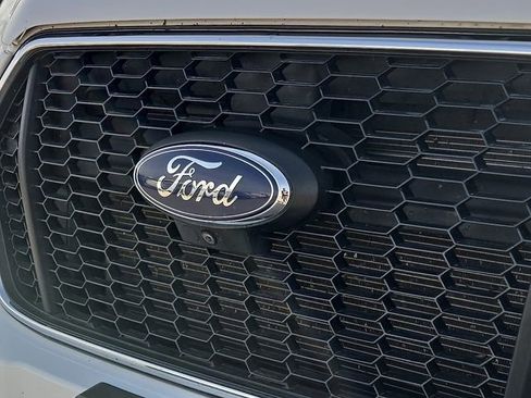 Used 2023 Ford Transit 350 XLT image 7