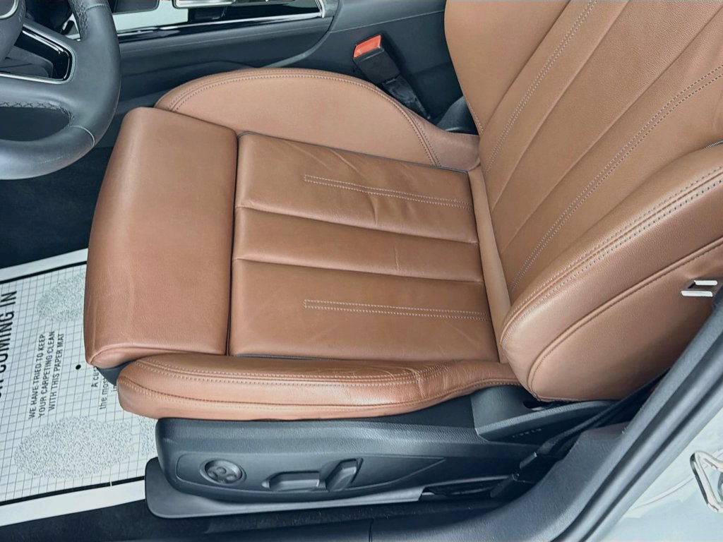 Used 2023 Audi A4 2.0T Premium w/ Convenience Package AWD/4WD image 18