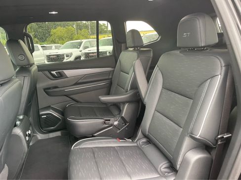 Used 2026 Buick Enclave Sport Touring w/ Super Cruise Package FWD image 21
