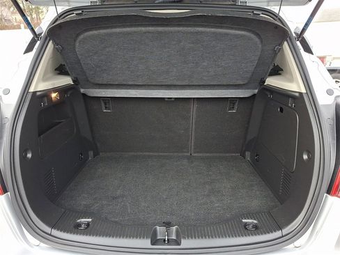 Used 2021 Buick Encore Preferred image 27