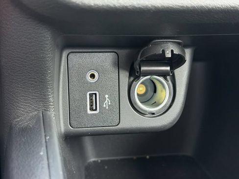 Used 2025 Nissan Versa S w/ Trunk Package FWD image 18