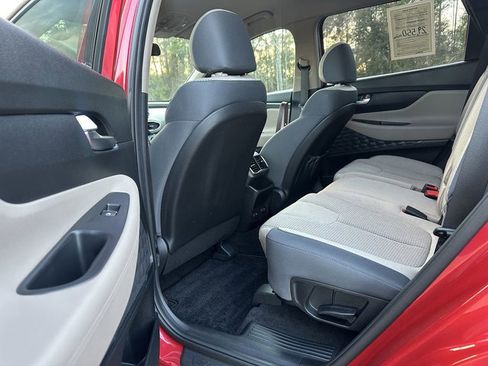 Used 2020 Hyundai Santa Fe SEL w/ Cargo Package image 9