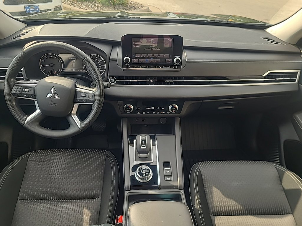 Used 2022 Mitsubishi Outlander ES AWD/4WD image 12