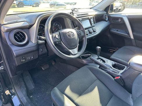 Used 2017 Toyota RAV4 LE image 19