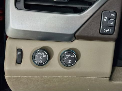 Used 2017 Chevrolet Tahoe Premier AWD/4WD image 10