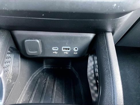 Used 2022 Chevrolet TrailBlazer RS AWD/4WD image 21