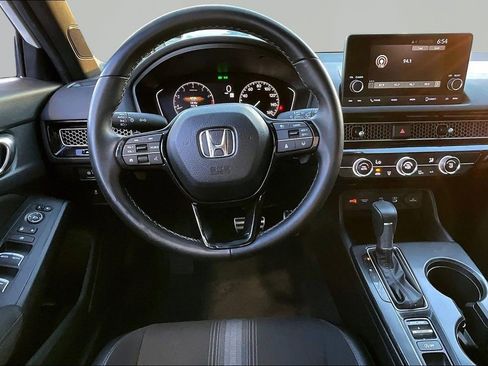 Used 2025 Honda Civic Sport image 9