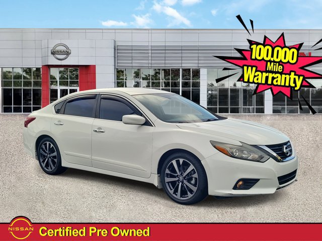 Certified 2017 Nissan Altima 2.5 SR FWD image 1