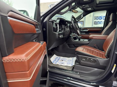 Used 2023 GMC Sierra 1500 Denali Ultimate image 14