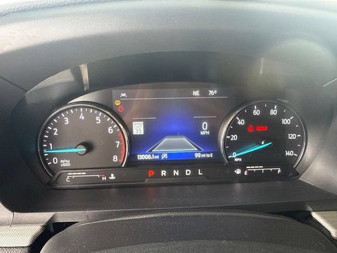 Used 2024 Ford Explorer XLT w/ Equipment Group 202A AWD/4WD image 18