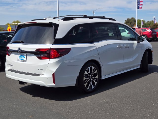 New 2026 Honda Odyssey Elite image 4