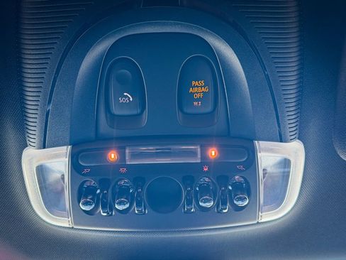 Used 2023 MINI Cooper Clubman S w/ Signature Upholstery Package image 23