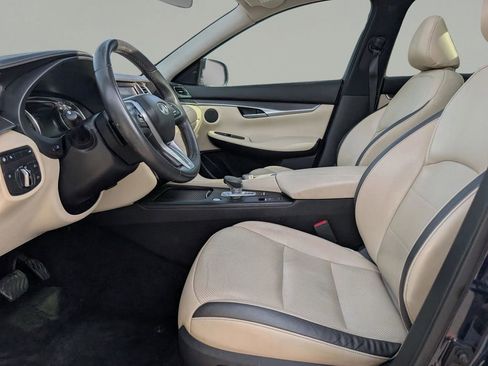 Used 2022 INFINITI QX50 Luxe w/ Cargo Package FWD image 17