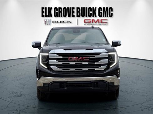 New 2026 GMC Sierra 1500 SLE image 9