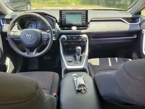 Used 2019 Toyota RAV4 XLE w/ Carpet Mat Package AWD/4WD image 27