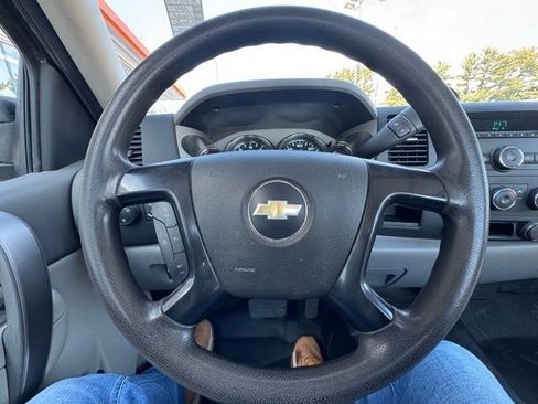 Used 2014 Chevrolet Silverado 3500 W/T w/ Snow Plow Prep Package image 13