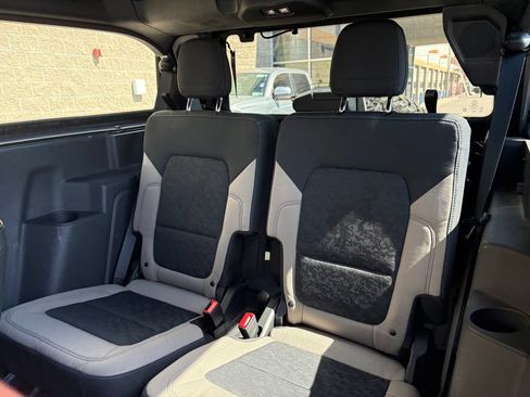 Used 2023 Ford Bronco Wildtrak AWD/4WD image 25