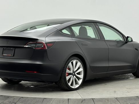 Used 2019 Tesla Model 3 Performance image 8