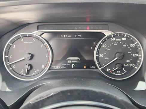 Used 2021 Nissan Rogue SV w/ Premium Package FWD image 17