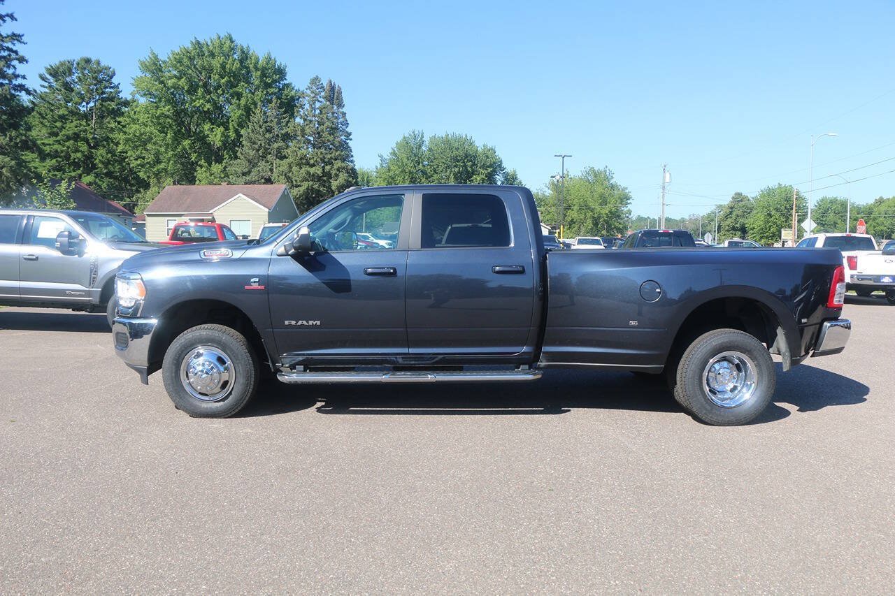 Used 2022 RAM 3500 Big Horn AWD/4WD image 11