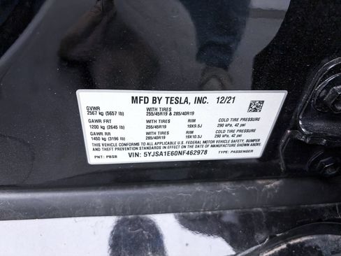 Used 2022 Tesla Model S Plaid image 34