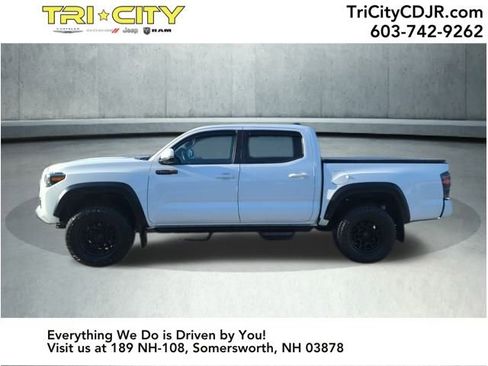 Used 2020 Toyota Tacoma TRD Pro image 2