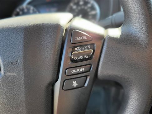 Used 2022 Nissan Frontier SV w/ Technology Package image 23