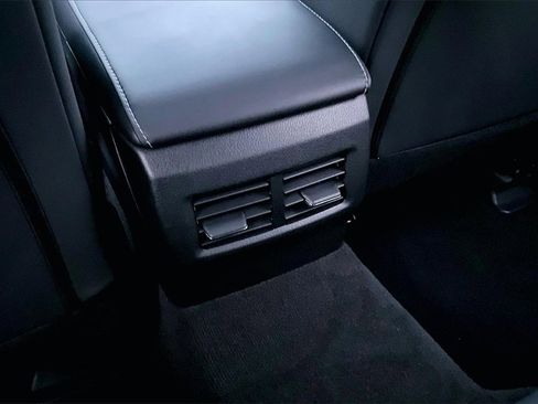 Used 2024 Lexus IS 350 F Sport image 10